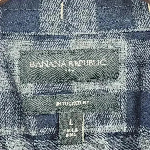 Banana Republic Untucked Flannel Button down Long sleeve  Plaid Men's Shirt L - Picture 5 of 7